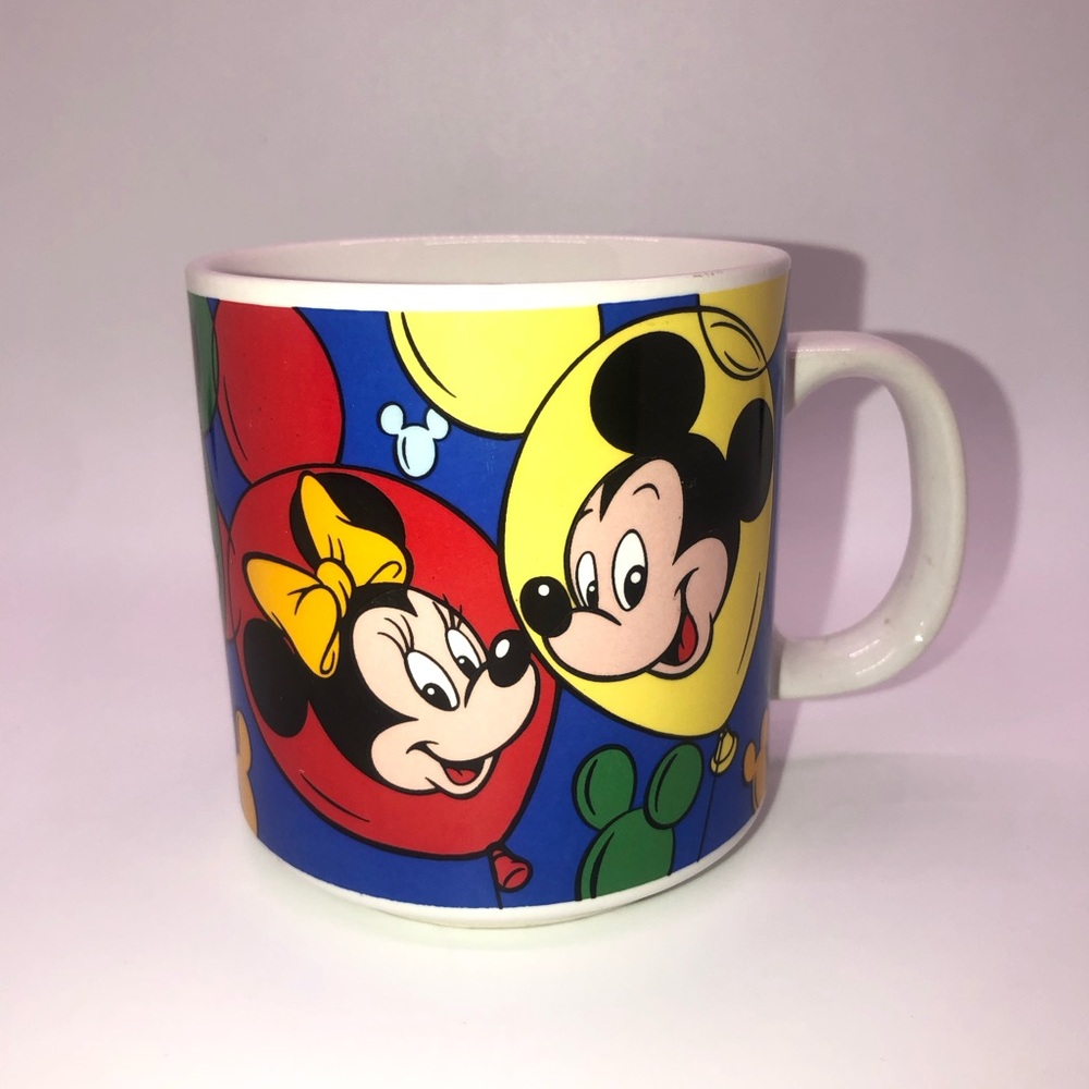 Walt Disney Mickey Mouse and Friends Coffee Mug Ceramic Balloon Background